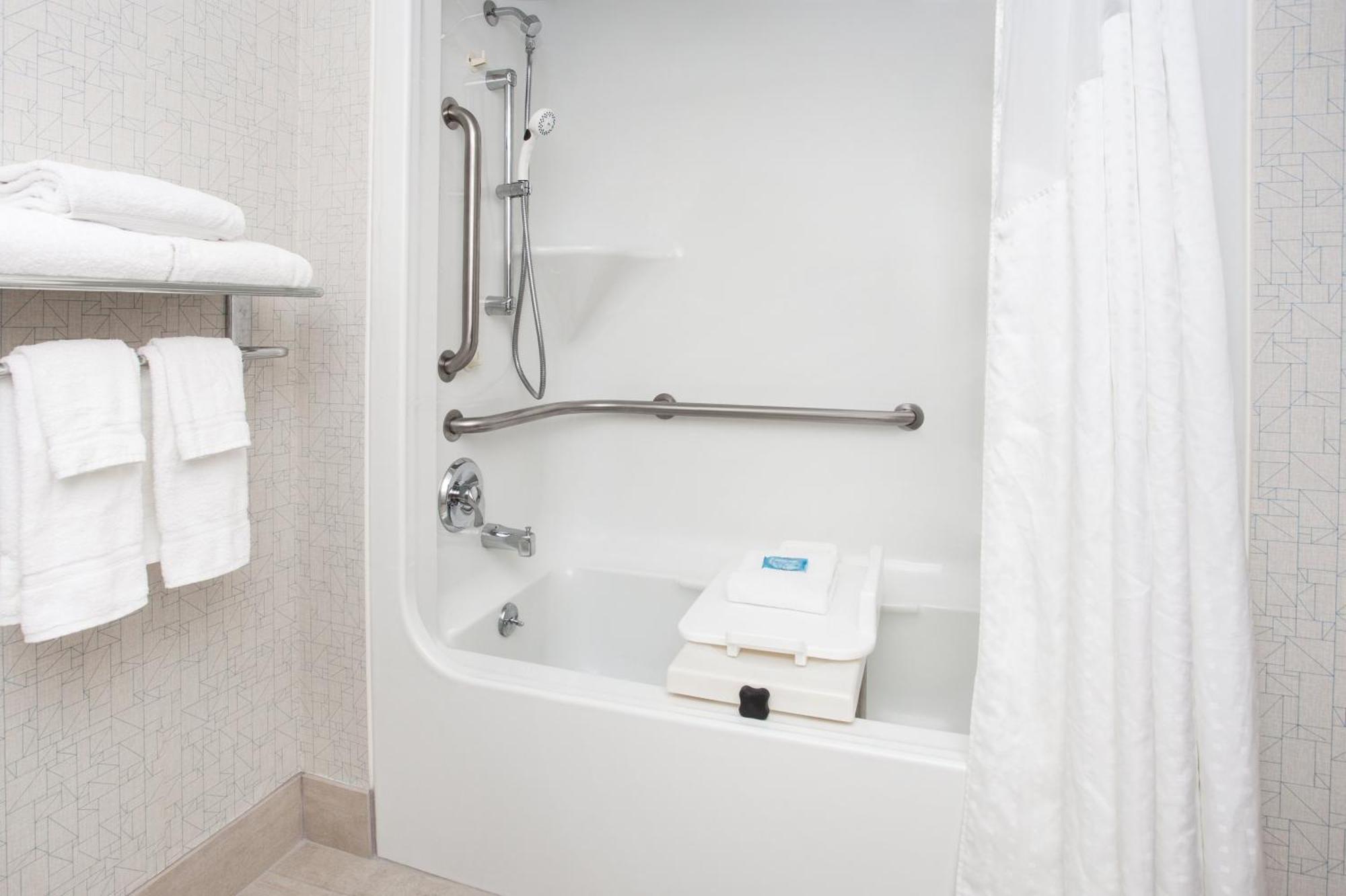 Holiday Inn Express South Portland By Ihg Bagian luar foto